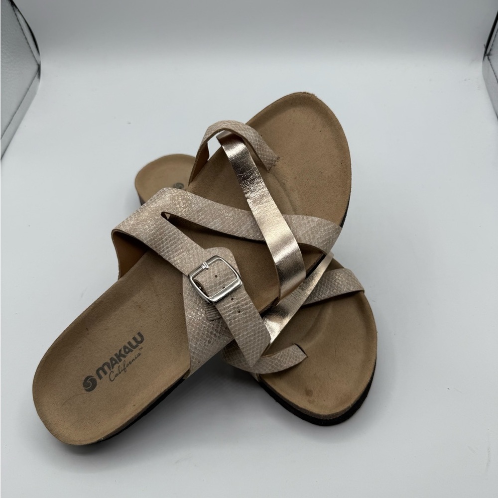 Makalu California Odessa Gold Strappy Sandals Sz 8.5M